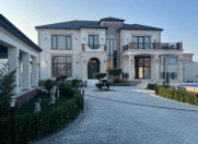 Satılır 6 otaqlı 450 m2 bağ evi Koroğlu m.