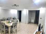 Satılır 3 otaqlı 85 m2 köhnə tikili Neftçi bazası