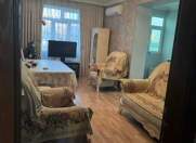 Satılır 2 otaqlı 68 m2 köhnə tikili Sərhədçi İdman kompleksi