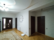 Satılır 3 otaqlı 128 m2 yeni tikili İnşaatçılar m.