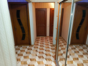 İcarəyə verilir 2 otaqlı 70 m2 köhnə tikili 8 Noyabr m.