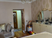 Satılır 3 otaqlı 70 m2 köhnə tikili Bakıxanov