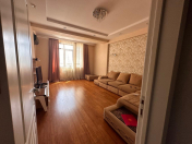 Satılır 3 otaqlı 115 m2 yeni tikili 28 May m.