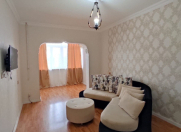 İcarəyə verilir 2 otaqlı 68 m2 köhnə tikili Yeni Yasamal