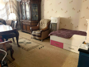 Satılır 4 otaqlı 115 m2 köhnə tikili Həzi Aslanov m.