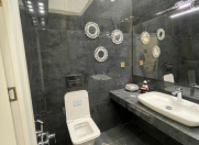 İcarəyə verilir 3 otaqlı 132 m2 yeni tikili Nəsimi r.