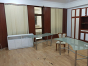 İcarəyə verilir 1 otaqlı 45 m2 ofis Şah İsmayıl Xətai m.