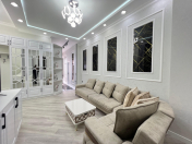 Satılır 3 otaqlı 72 m2 yeni tikili Neapol dairəsi