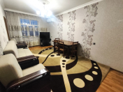 Satılır 2 otaqlı 65 m2 köhnə tikili Əhmədli m.