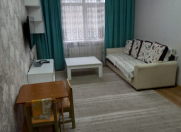 İcarəyə verilir 3 otaqlı 75 m2 köhnə tikili 8 Noyabr m.