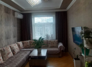 Satılır 3 otaqlı 90 m2 köhnə tikili Bakıxanov