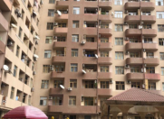 Satılır 4 otaqlı 200 m2 yeni tikili 28 May m.