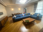 İcarəyə verilir 3 otaqlı 120 m2 yeni tikili 28 May m.