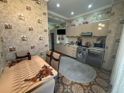 İcarəyə verilir 3 otaqlı 130 m2 yeni tikili Şah İsmayıl Xətai m.