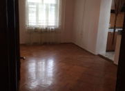 Satılır 3 otaqlı 65 m2 köhnə tikili Əhmədli m.