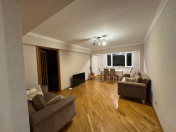 Satılır 3 otaqlı 90 m2 köhnə tikili Atatürk parkı