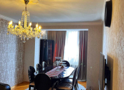 Satılır 3 otaqlı 80 m2 köhnə tikili Yasamal r.
