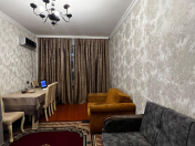 Satılır 2 otaqlı 70 m2 köhnə tikili Binəqədi r.