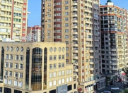 Satılır 4 otaqlı 215 m2 yeni tikili Elmlər Akademiyası m.