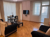 İcarəyə verilir 3 otaqlı 170 m2 yeni tikili Səbail r.