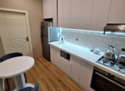 Satılır 3 otaqlı 105 m2 yeni tikili Həzi Aslanov m.