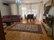 Satılır 3 otaqlı 153 m2 yeni tikili 8 Noyabr m.