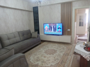 Satılır 3 otaqlı 84 m2 köhnə tikili Gənclik m.