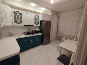 Satılır 3 otaqlı 74 m2 yeni tikili Neftçilər m.