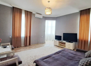 Satılır 3 otaqlı 40 m2 köhnə tikili Nəsimi r.