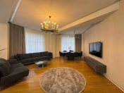 Satılır 3 otaqlı 120 m2 yeni tikili Şah İsmayıl Xətai m.