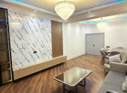 Satılır 3 otaqlı 142 m2 yeni tikili 28 May m.