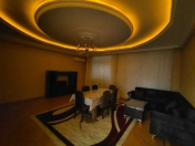 Satılır 4 otaqlı 187 m2 yeni tikili 8 Noyabr m.