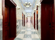 İcarəyə verilir 9 otaqlı 300 m2 obyekt Neftçilər m.