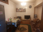 Satılır 3 otaqlı 80 m2 köhnə tikili Elmlər Akademiyası m.