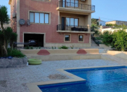 Satılır 7 otaqlı 650 m2 villa Badamdar