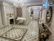 Satılır 4 otaqlı 215.5 m2 yeni tikili Şah İsmayıl Xətai m.