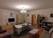 Satılır 2 otaqlı 60 m2 köhnə tikili Nizami m.