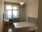 İcarəyə verilir 3 otaqlı 115 m2 yeni tikili Bayıl parkı