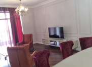 İcarəyə verilir 3 otaqlı 150 m2 yeni tikili 8 Noyabr m.
