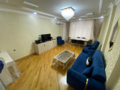 Satılır 4 otaqlı 130 m2 yeni tikili Yeni Yasamal
