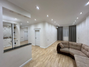 Satılır 4 otaqlı 174 m2 yeni tikili 8 Noyabr m.
