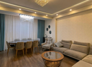 Satılır 3 otaqlı 140 m2 yeni tikili Nizami r.