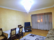 İcarəyə verilir 3 otaqlı 80 m2 köhnə tikili Sumqayıt
