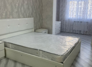 İcarəyə verilir 2 otaqlı 65 m2 köhnə tikili Gənclik m.