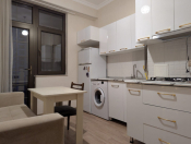 İcarəyə verilir 1 otaqlı 50 m2 yeni tikili Şərq Bazarı