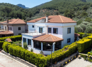 Satılır 7 otaqlı 550 m2 villa Türkiyə