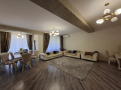 Satılır 4 otaqlı 230 m2 yeni tikili Nərimanov r.