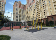 Satılır 2 otaqlı 90 m2 yeni tikili Elmlər Akademiyası m.