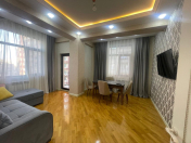 İcarəyə verilir 3 otaqlı 95 m2 yeni tikili Gənclik m.