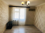 Satılır 1 otaqlı 33 m2 köhnə tikili Qara Qarayev m.